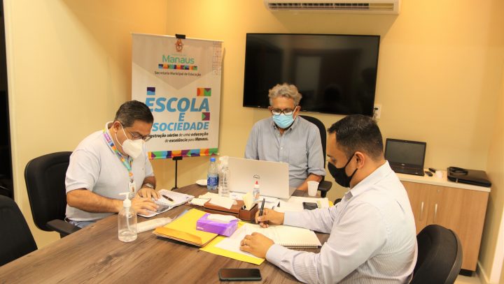 Prefeitura de Manaus realiza o 1º Workshop de Avaliação do Programa Orçamento na Escola