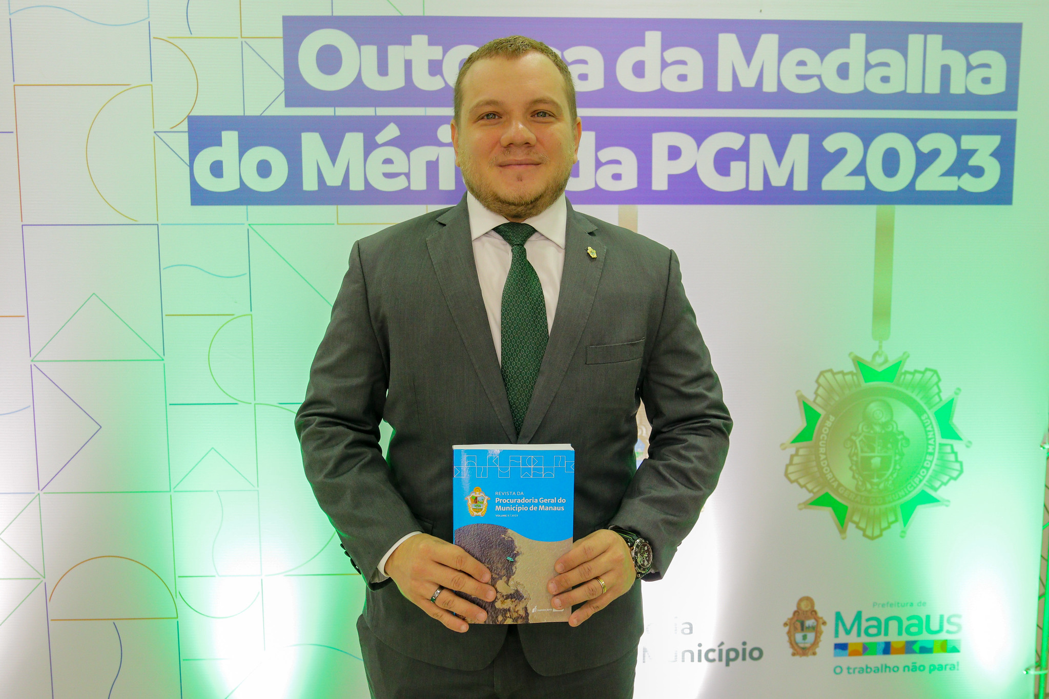 5ª edição da Revista da Procuradoria Geral do Município