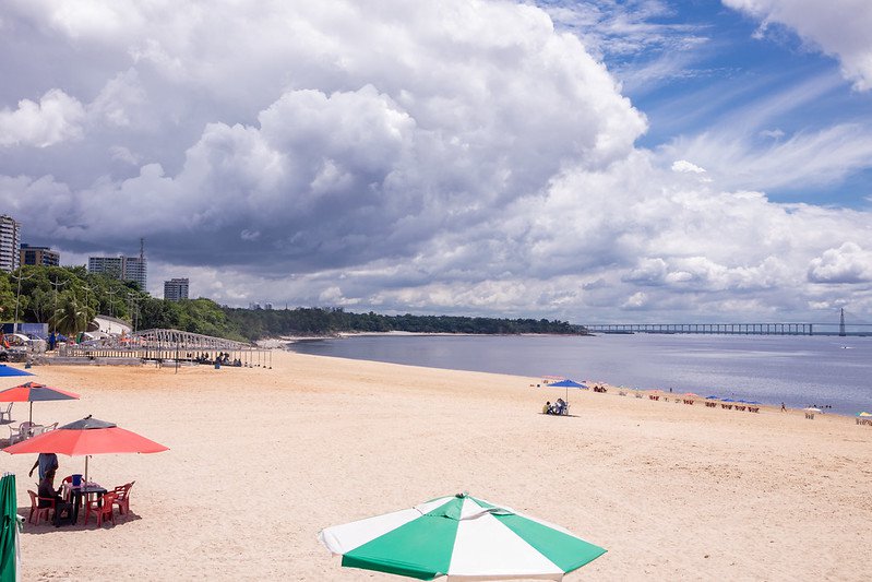 Praia da Ponta Negra estará interditada ao banho nesta sexta a partir das 14h