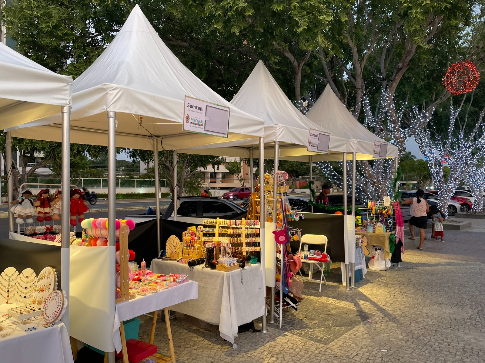 Feira de artesanato na Ponta Negra