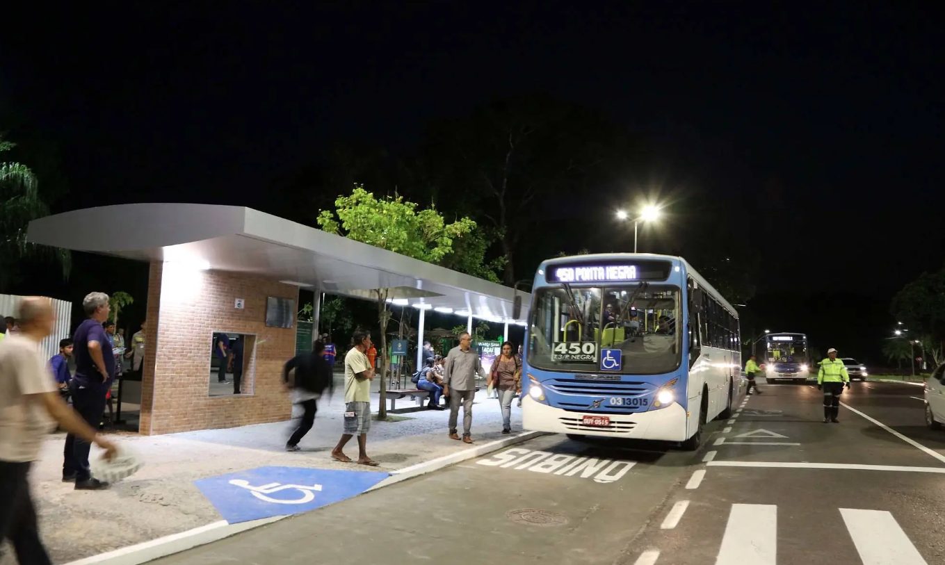 Ônibus