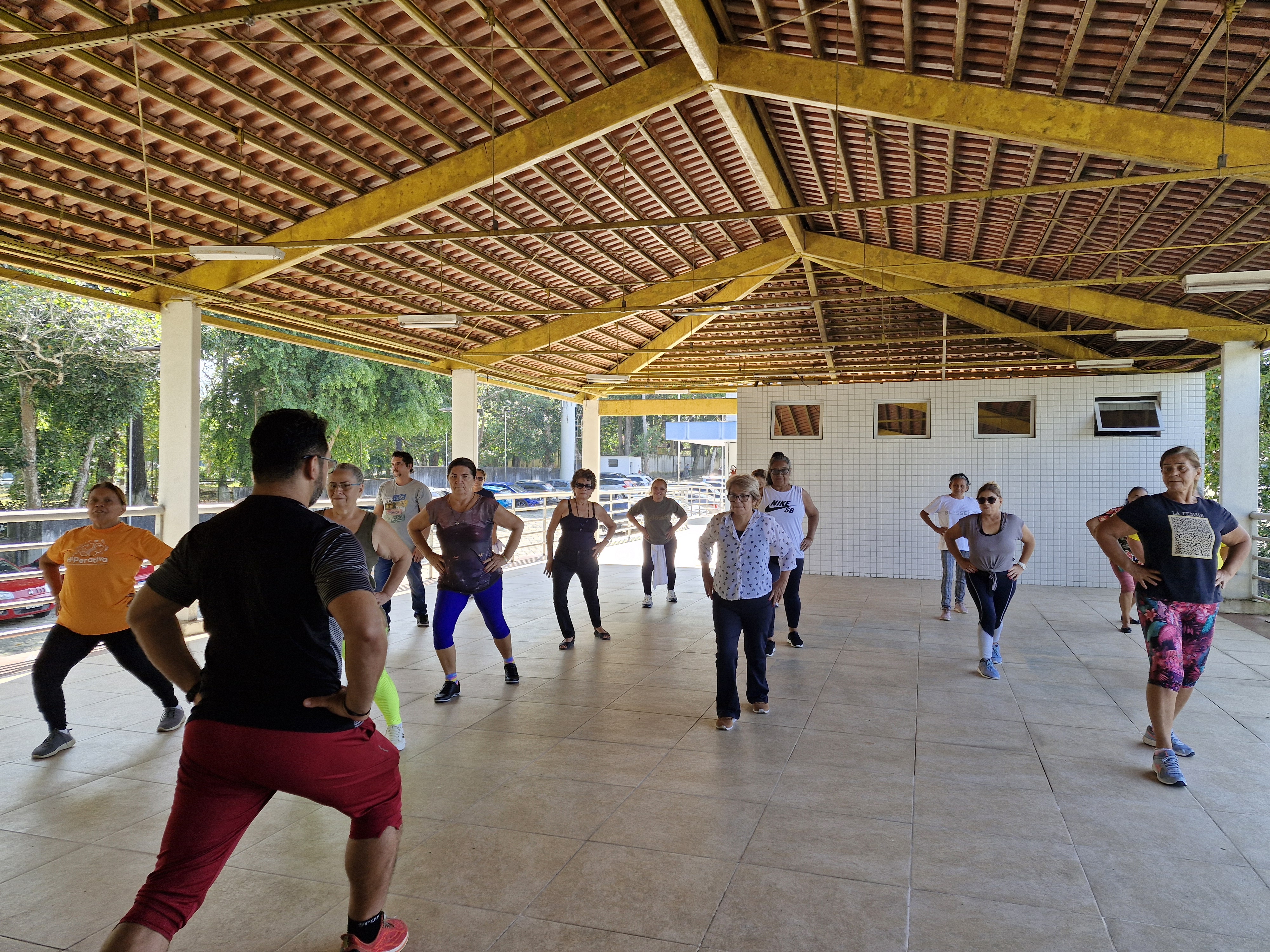 Curso de dança popular
