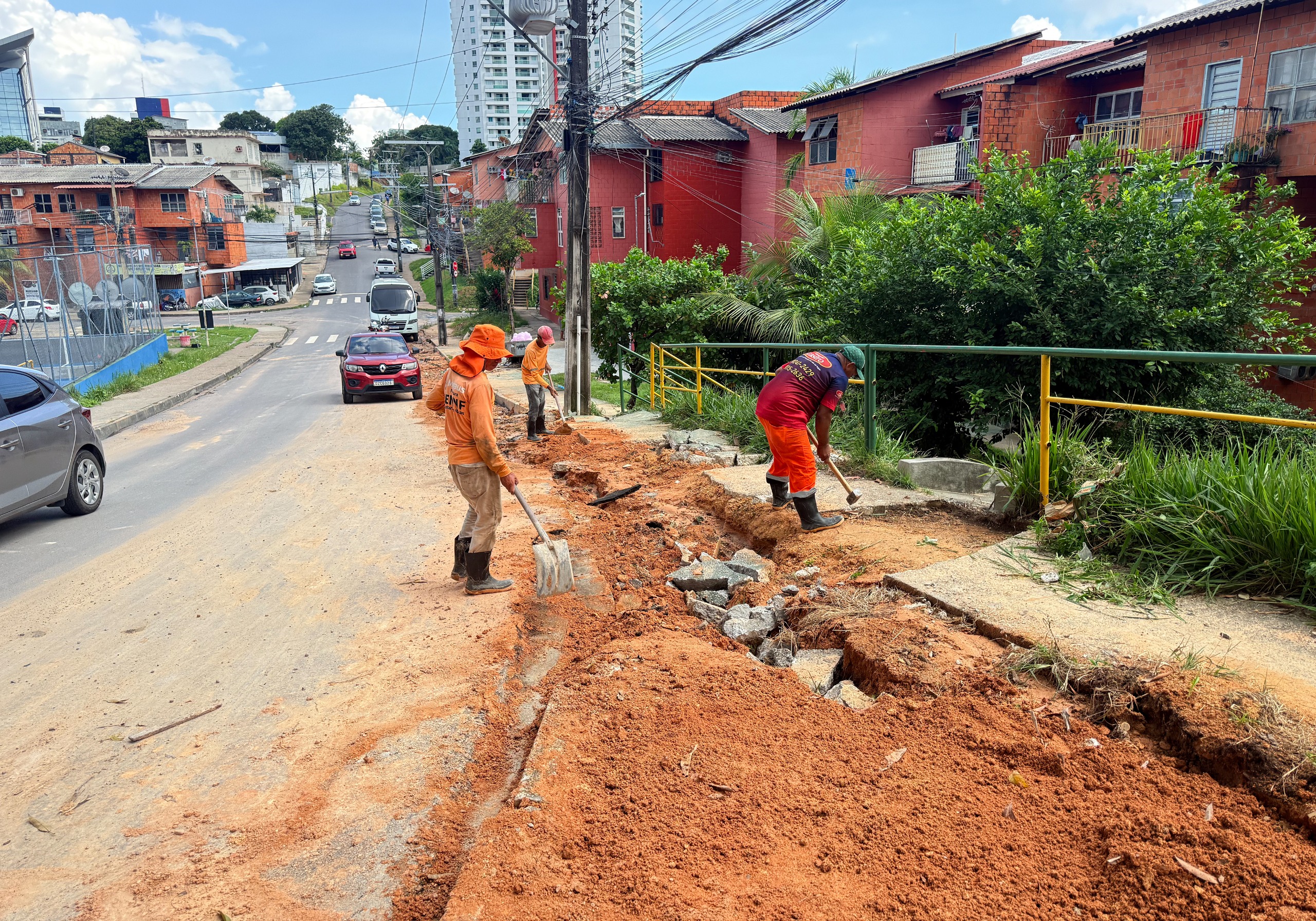 obras da rua Doutor Machado