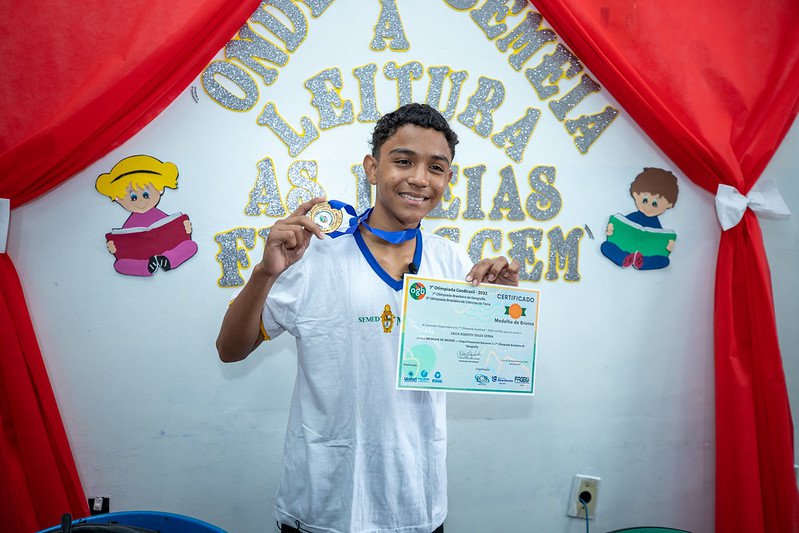 Aluno da prefeitura é medalha de bronze na 7ª Olimpíada de Geografia