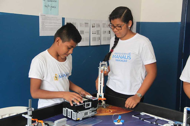Etapa nacional da Olimpíada Brasileira de Robótica tem a participação de alunos da rede municipal