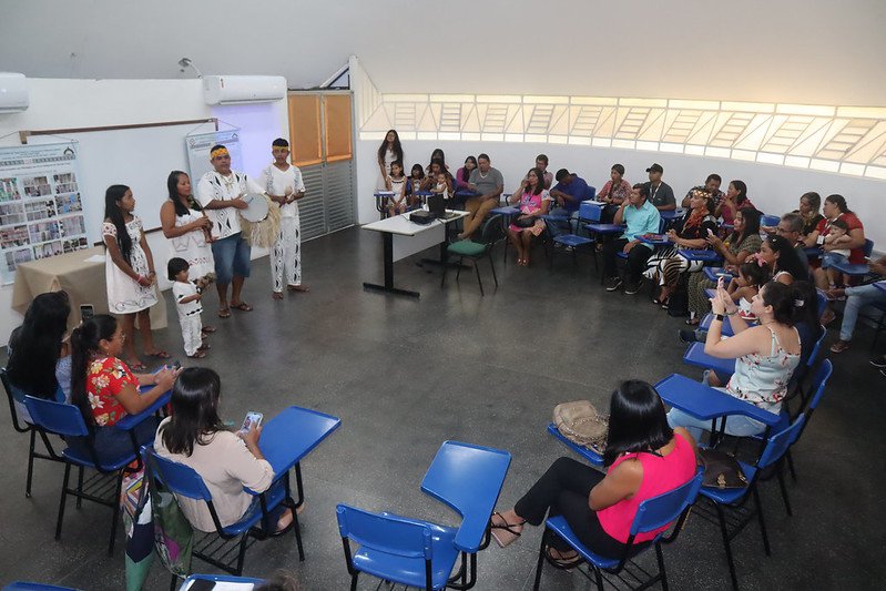 Prefeitura de Manaus realiza socialização dos espaços de estudo da língua materna e conhecimentos tradicionais indígenas