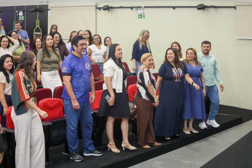 Prefeitura promove palestra sobre relações no ambiente de trabalho para servidores da Semed