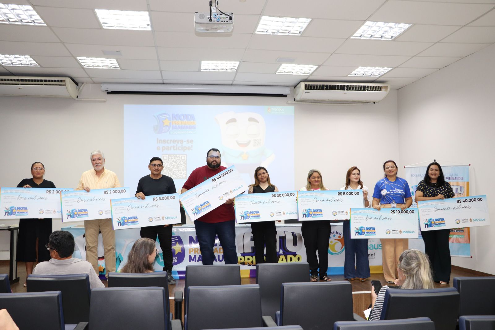 Prefeitura de Manaus entrega R$ 320 mil em prêmios aos ganhadores do sexto sorteio de 2026 da campanha Nota Premiada