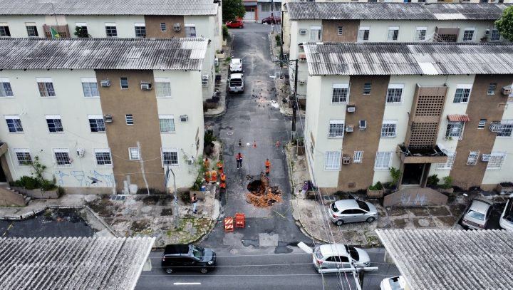 Prefeitura de Manaus atua na conclusão de obra emergencial em rede de drenagem no conjunto Eldorado