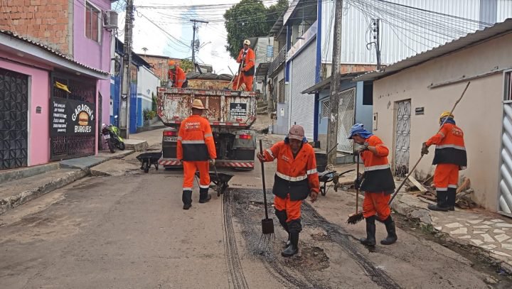 Prefeitura de Manaus leva infraestrutura às ruas do bairro Alvorada