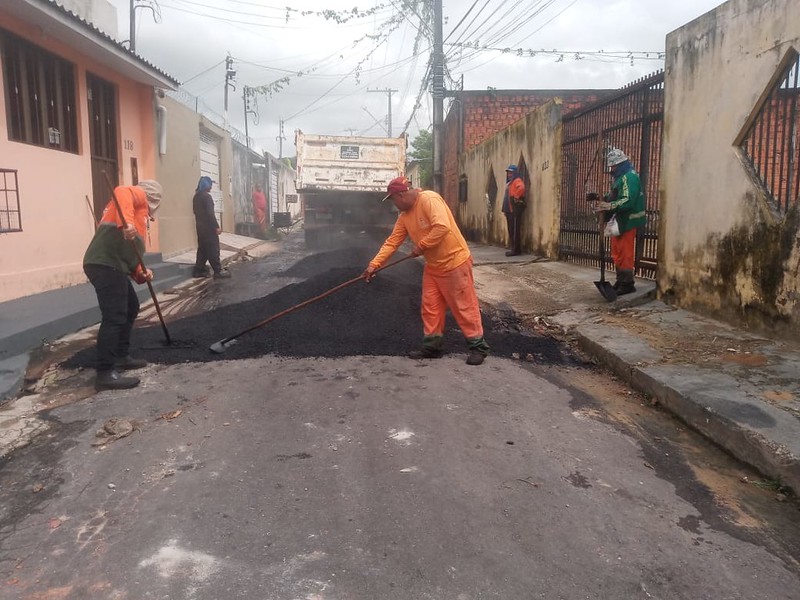 Prefeitura de Manaus leva infraestrutura para o bairro Flores na zona Centro-Sul da capital