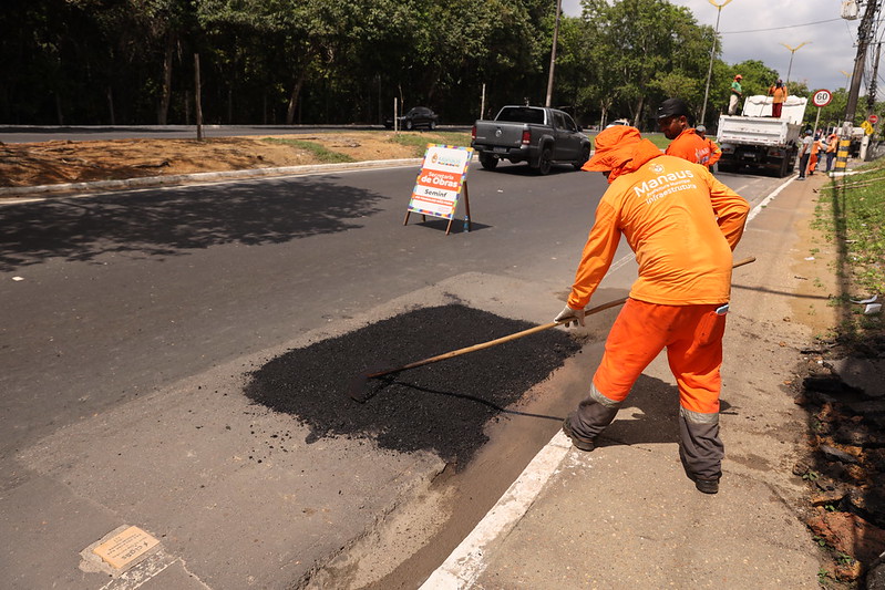 Manutenção Asfáltica na Avenida das Torres