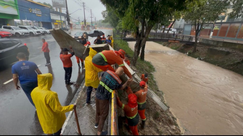 ocorrências ocasionadas pela forte chuva_Semcom (1)
