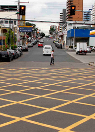 Prefeitura implanta nova sinalização em cruzamentos da Djalma Batista
