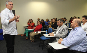 Parceria entre prefeitura e Uninorte oferece 25 bolsas de pós-graduação