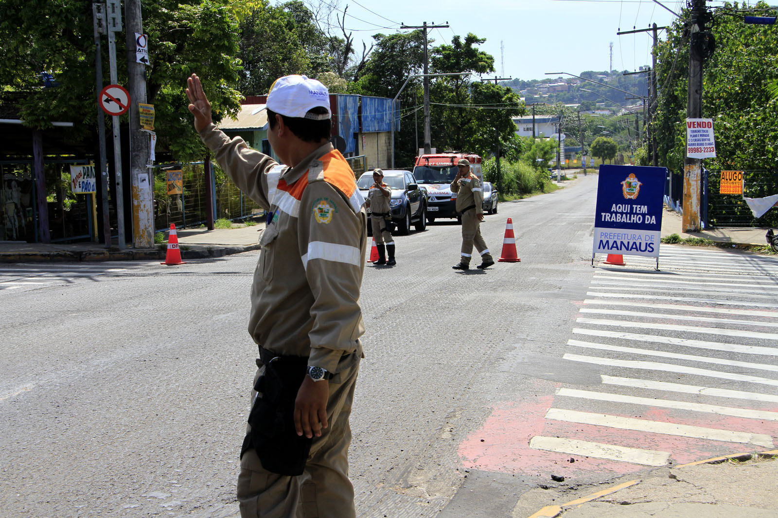 Manaus - 14/09/2016 Obra interdita trânsito na Av.Timbiras Foto. Altemar Alcantara Semcom