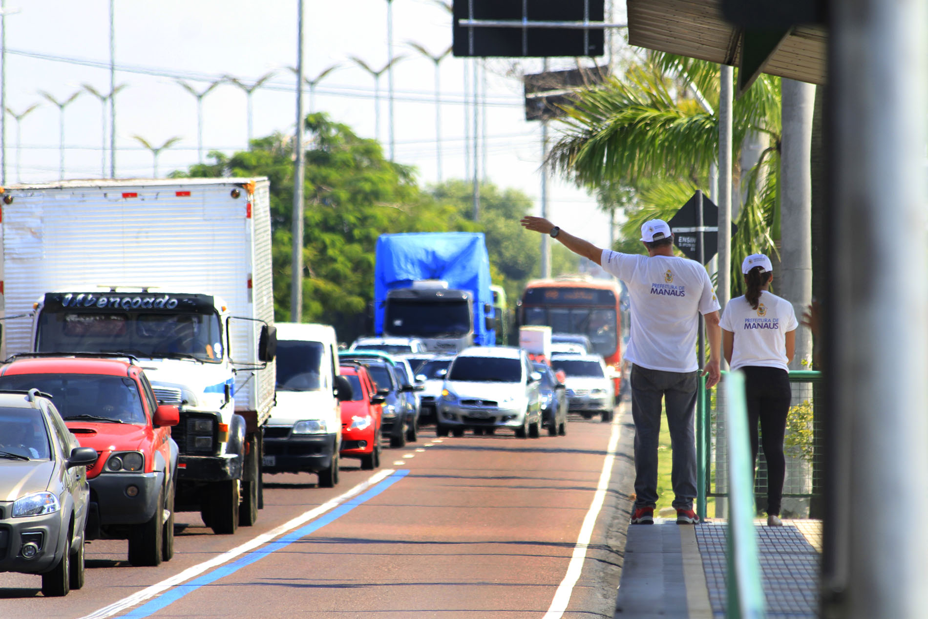 Manaus/AM - 22-09-16  Primeiro dia de funcionamento da Faixa Azul - Av. Torquato Tapajos, Max Teixeira e T3. Foto: Karla Vieira/ SEMCOM.