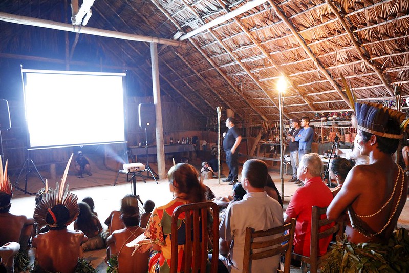 Produção cinematográfica tem avant-première em meio à tribo amazônica
