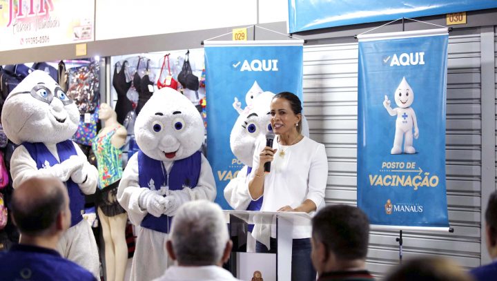 Vacinação no Shopping Phelippe Daou