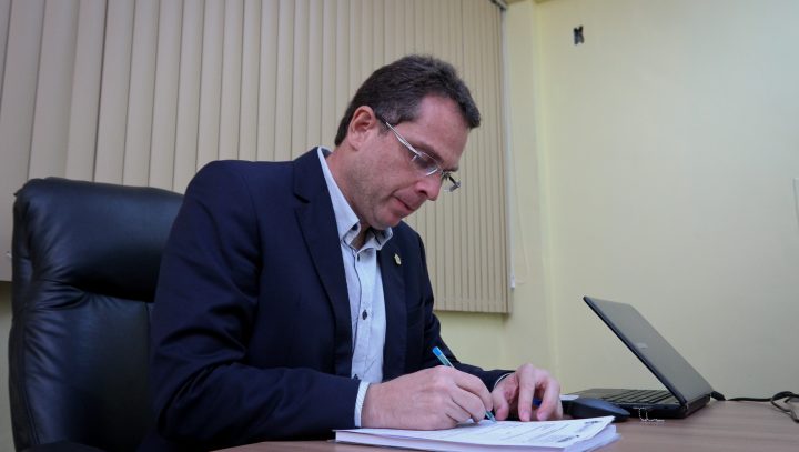 Ageman notifica Manaus Ambiental por desabastecimento de água na zona Norte