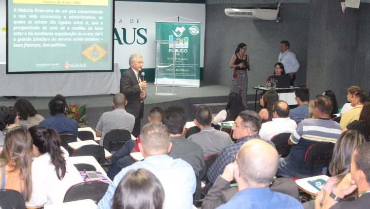 Conselho Federal de Contabilidade fecha rodada de palestras da Semana do Orçamento Público