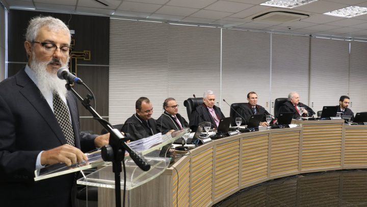 Balanço da limpeza de santinhos na cidade tem custo extra para a Prefeitura de mais de 100 mil