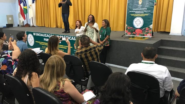 Prefeitura realiza evento que aborda cotidiano escolar e práticas pedagógicas inovadoras