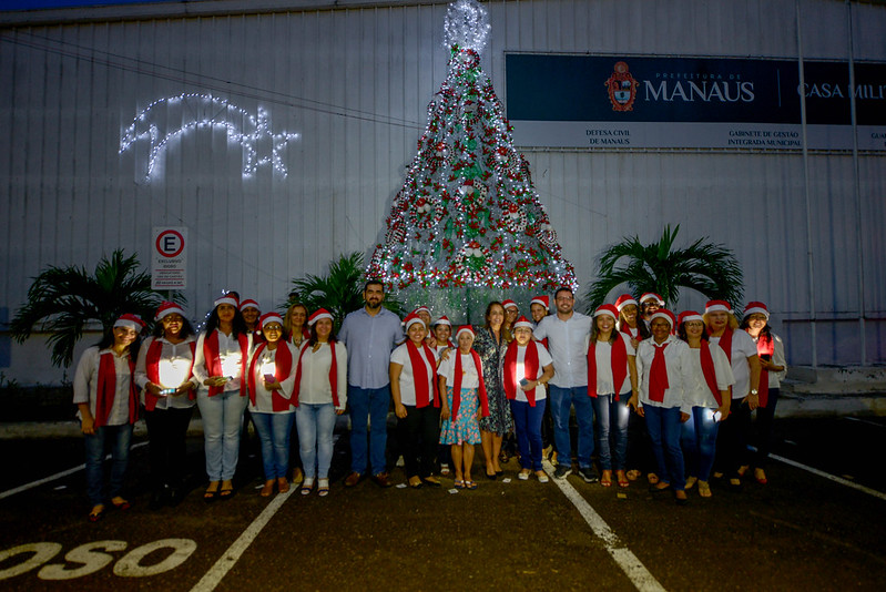 Natal do Abraço contagia servidores da Casa Militar