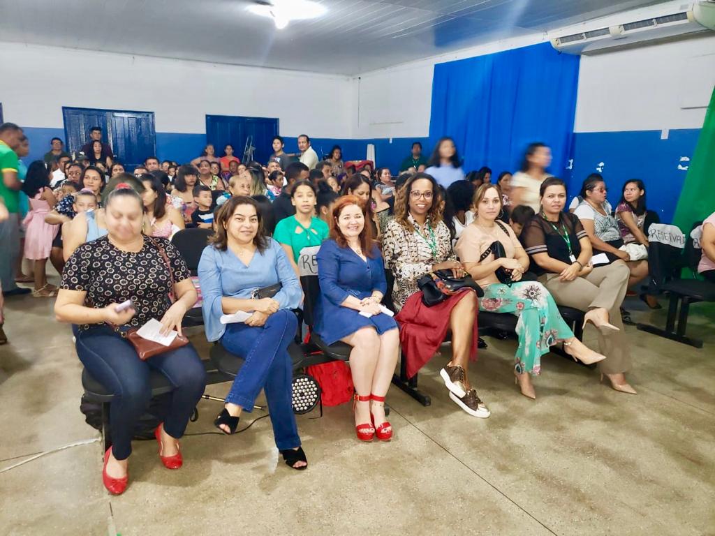 Sarau comemora sete anos do grupo de canto coral do Centro de Arte-Educação Aníbal Beça