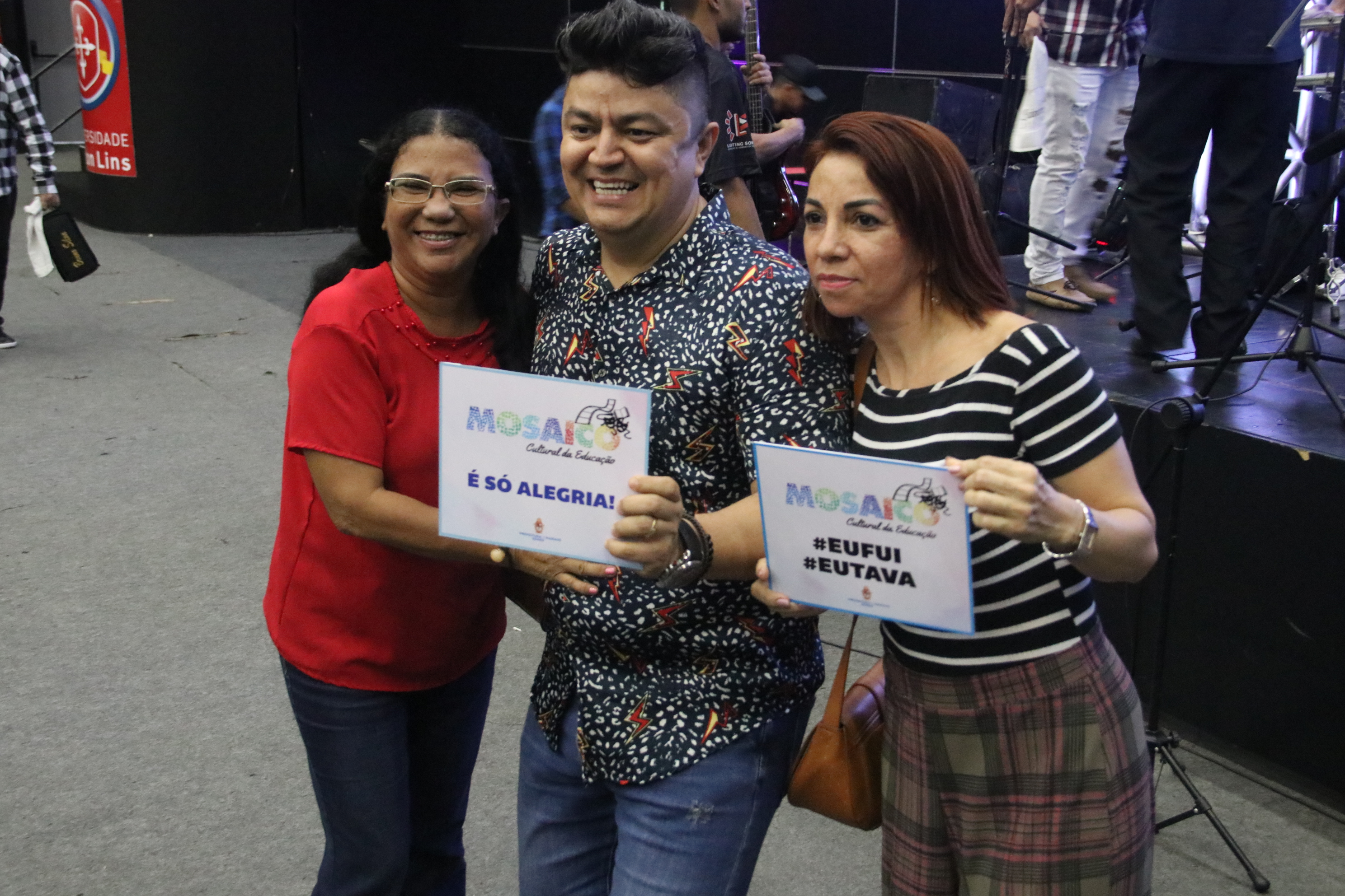 Humor e música marcam primeiro evento do Mosaico Cultural da Educação