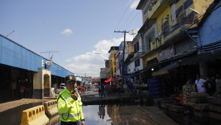 Trecho da rua Barão de São Domingos é interditado