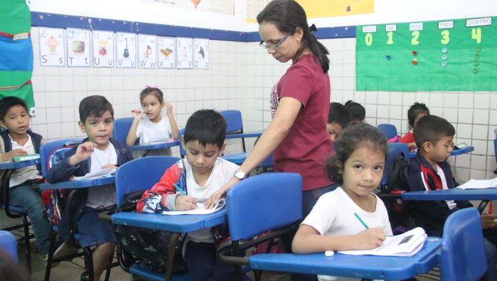 Alunos da rede municipal de ensino participam da prova do Programa Mais Alfabetização