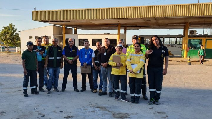 Fiscalização em empresas de ônibus resulta na aplicação de 35 multas