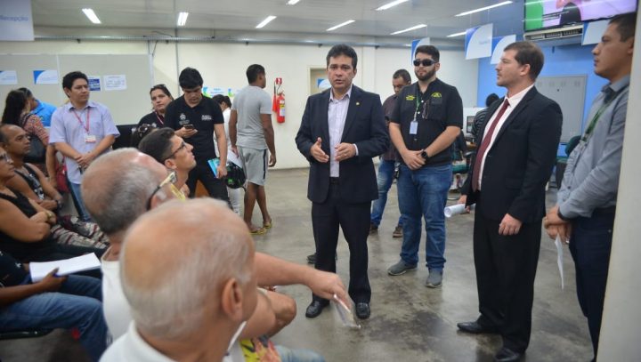 Procon autua Amazonas Energia e Caixa Econômica pelo não cumprimento das ‘Leis da Fila e do Autismo’