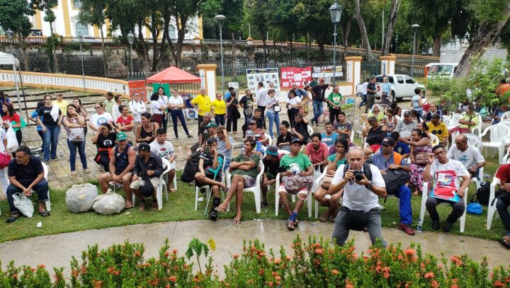 Serviços de saúde são levados às pessoas em situação de rua