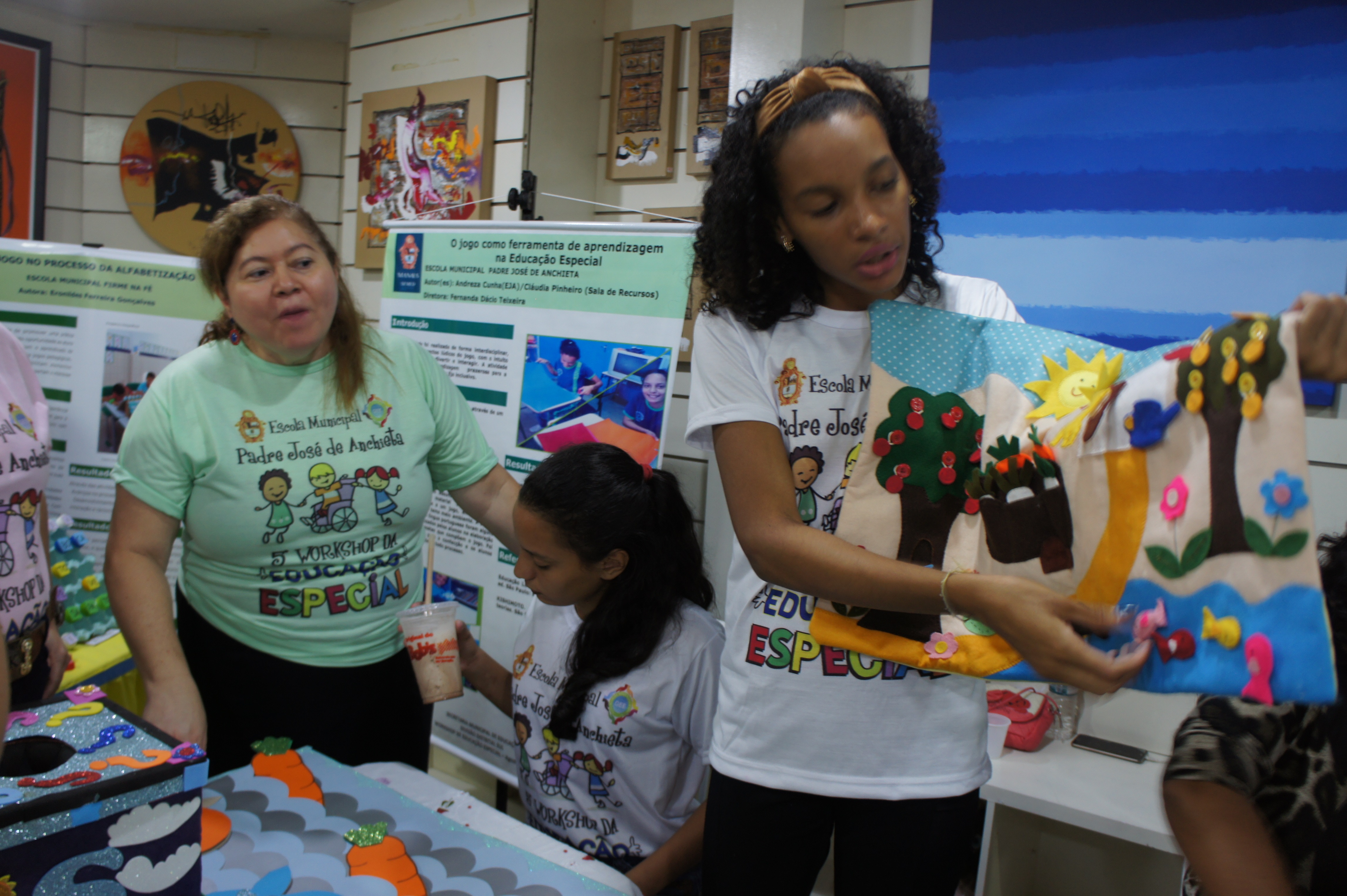 Workshop mostra práticas da educação especial da rede municipal