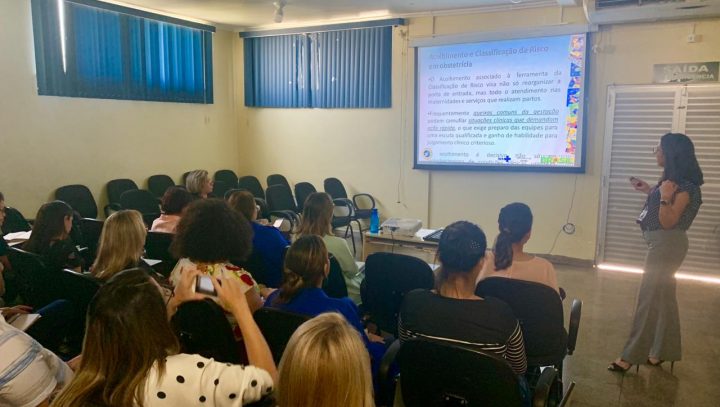 Maternidade Moura Tapajóz realiza curso de Acolhimento e Classificação de Risco