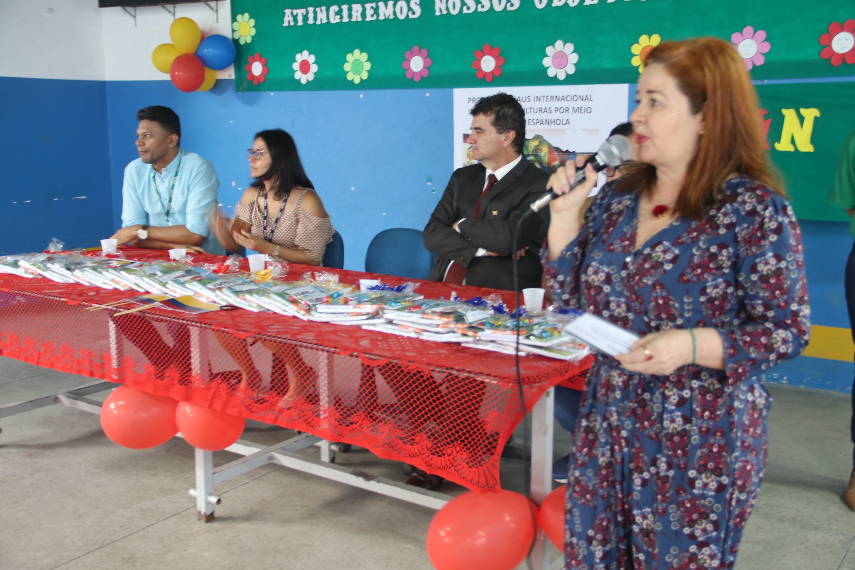Mais uma escola é atendida com projeto de cultura e língua espanhola