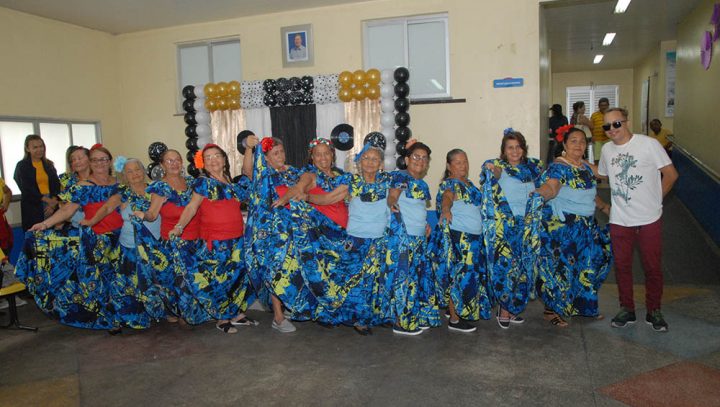 Palestras e atividades lúdicas marcam abertura da Semana do Idoso