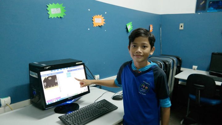 Medalha de prata da Olimpíada Brasileira de Astronomia e Astronáutica vai para aluno de escola municipal