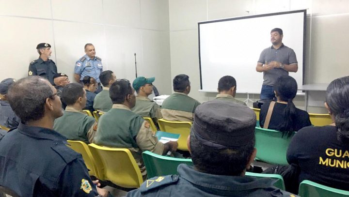 Guardas municipais participam de curso