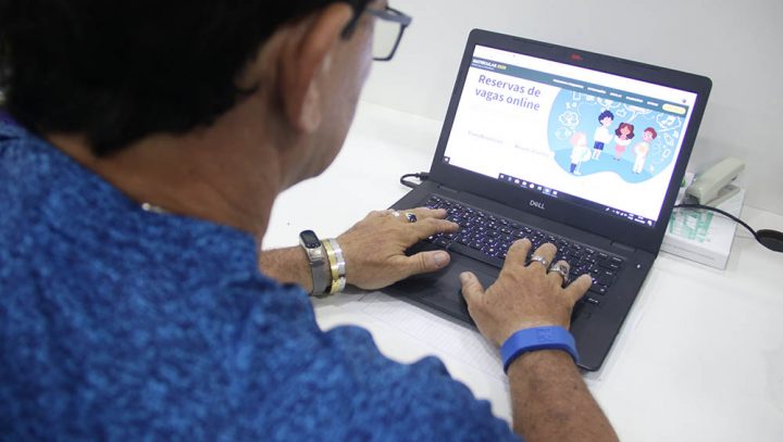 Transferência para alunos da rede pública inicia nesta terça-feira
