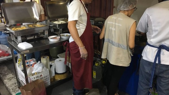 Prefeitura fiscaliza alimentos vendidos no Carnaval