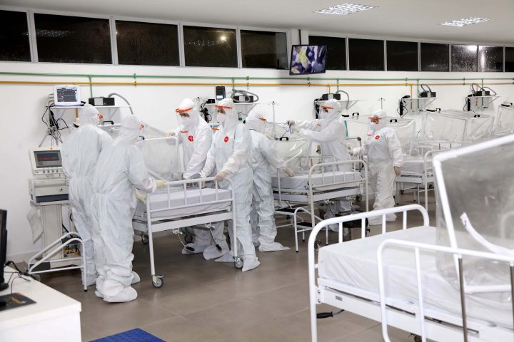 Profissionais de enfermagem em cadastro reserva são contratados
