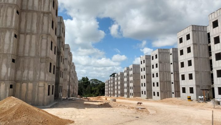 Etapa B do residencial Cidadão Manauara 2 tem 50% da obra pronta