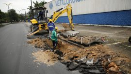 DRENAGEM NA AV. GENERAL RODRIGO OTÁVIO - FOTO MARCIO MELO