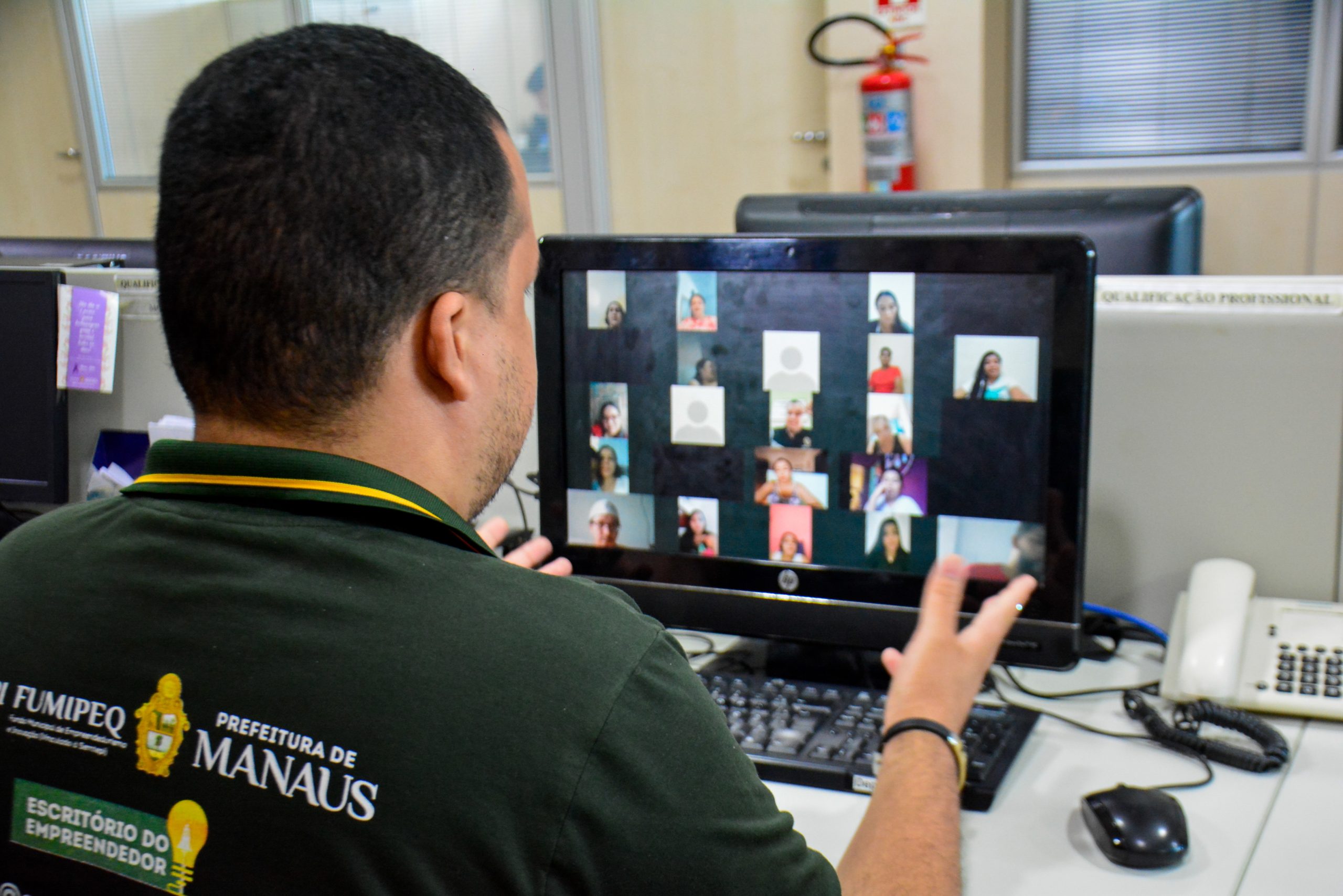 Mais de 2.700 vagas em cursos profissionalizantes foram oferecidas em 100 dias de gestão