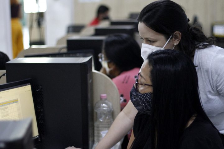 Sine Manaus promove treinamento sobre Carteira de Trabalho Digital