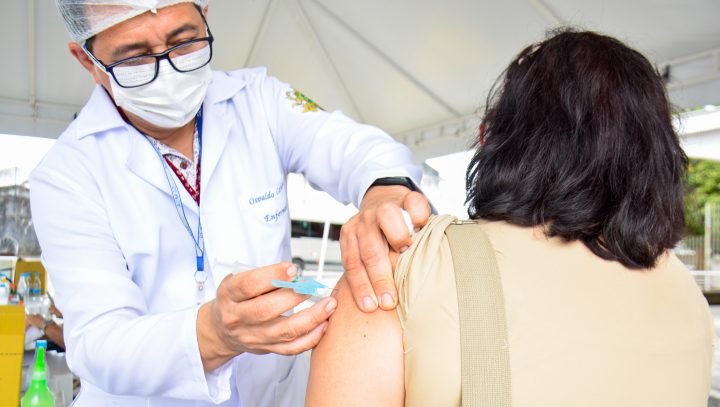 Mais de 400 mil doses de vacina contra a Covid-19 já foram aplicadas em  Manaus - Prefeitura Municipal de Manaus