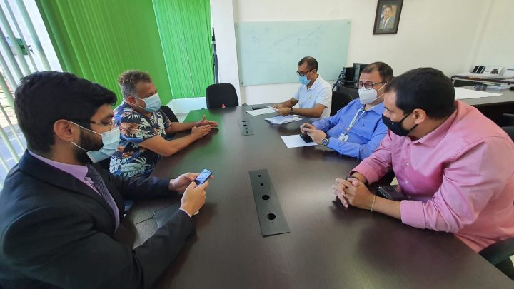 Prefeitura e Sindicato dos Rodoviários discutem ações trabalhistas da viação Açaí